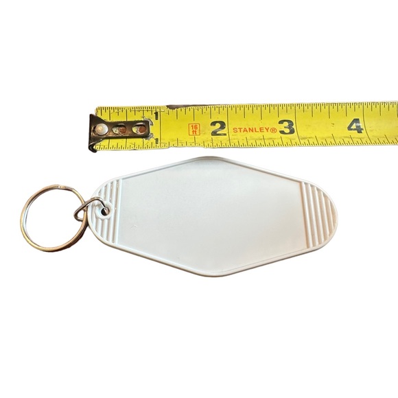 Motel Key White Keychains Set - Picture 2 of 3